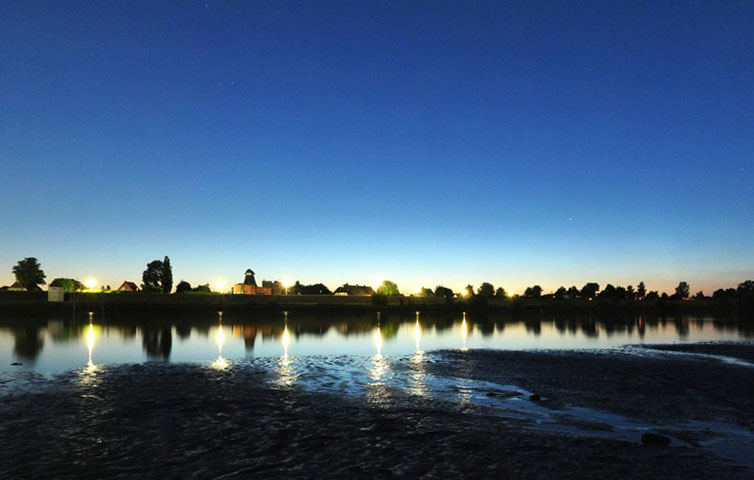 Elbe bei Nacht